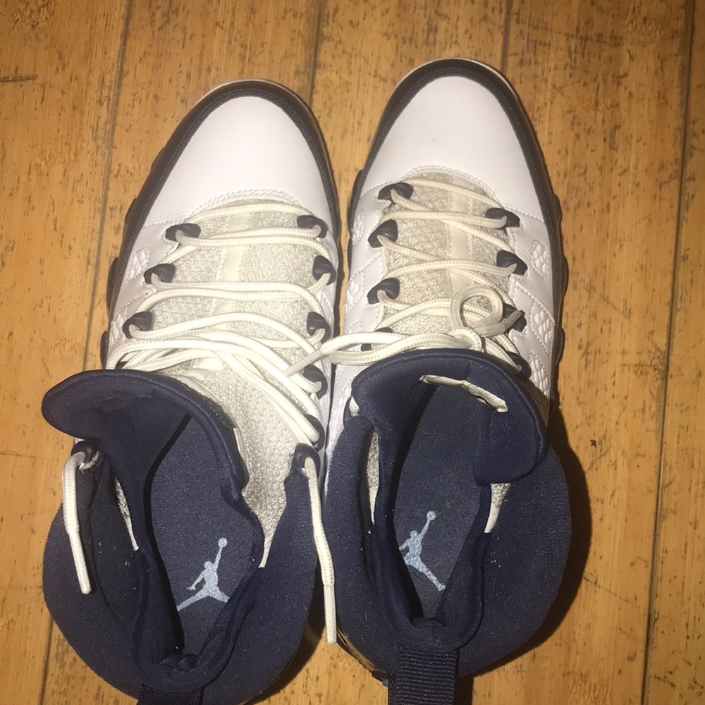 Air Jordan 9 university blue Size 8.5